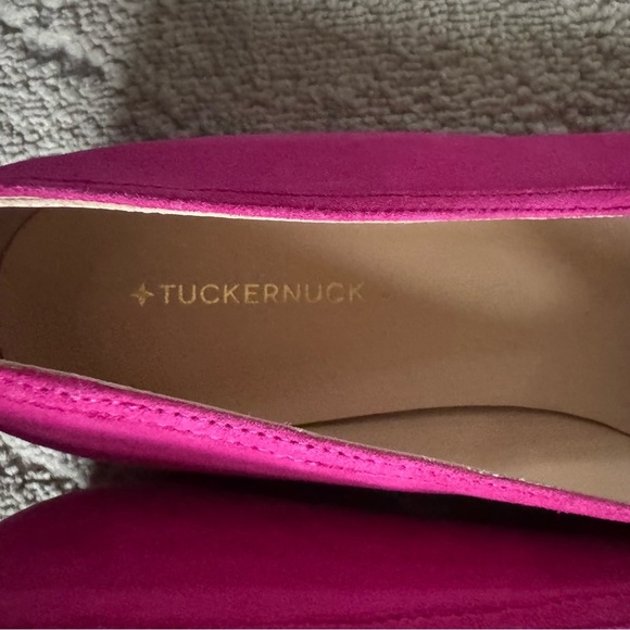 Tuckernuck fuchsia pink loafers Shoes Lily tortoise shell chain Link suede 9 - Picture 3 of 10